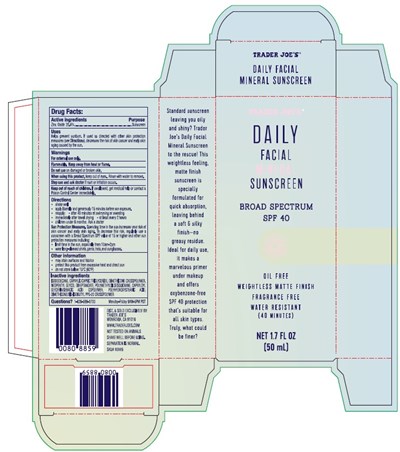 01b UC_Daily Facial Mineral Sunscreen_SPF-40_50mL.jpg UC - 01b UC Daily Facial Mineral Sunscreen SPF 40 50mL